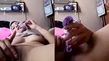 Bokep Indo Ukhti Cantik Ketagihan Colmek Lumer WOT HD