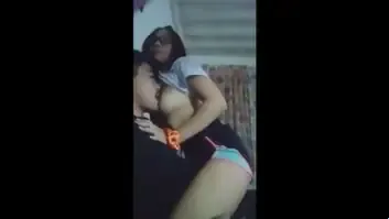 Nekad Ngentot Adek Tiri Mulus Di Rumah Sampe Memeknya Becek